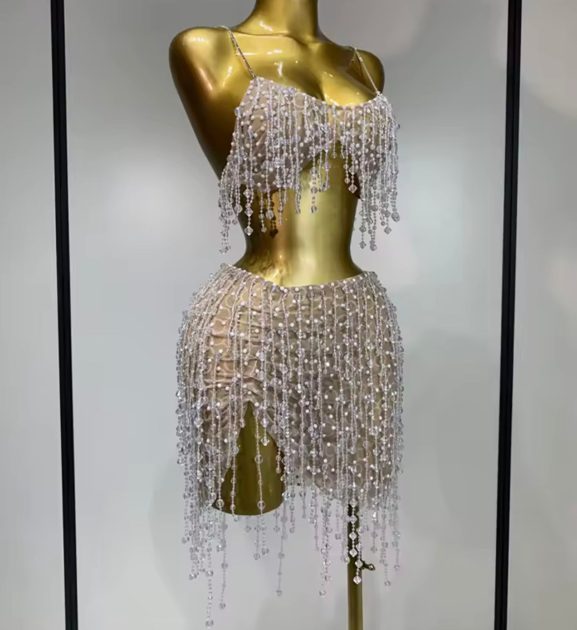 Sexy Sleeveless Pearl Beaded Tassel Skirt Set