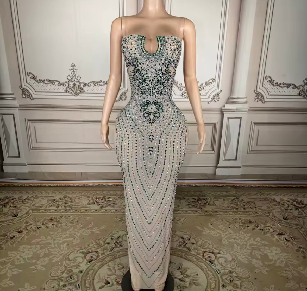 Sexy Sleeveless Crystal Rhinestone Embellishment Dress